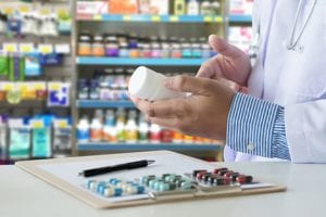 diferencia-entre-tecnico-en-farmacia-y-auxiliar-de-farmacia